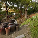 Jiwoljang Guesthouse
