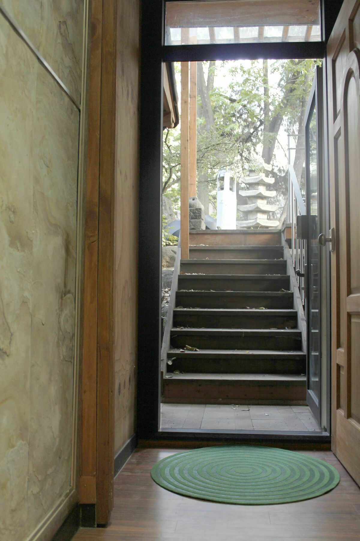 Jiwoljang 2* Seoul